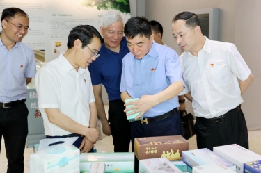 要聞 | 嘉興市委副書記、政法委書記帥燮瑯一行蒞臨景興紙業(yè)調(diào)研指導(dǎo)